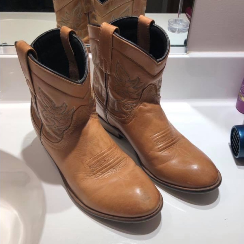 Dingo Cowgirl Boots